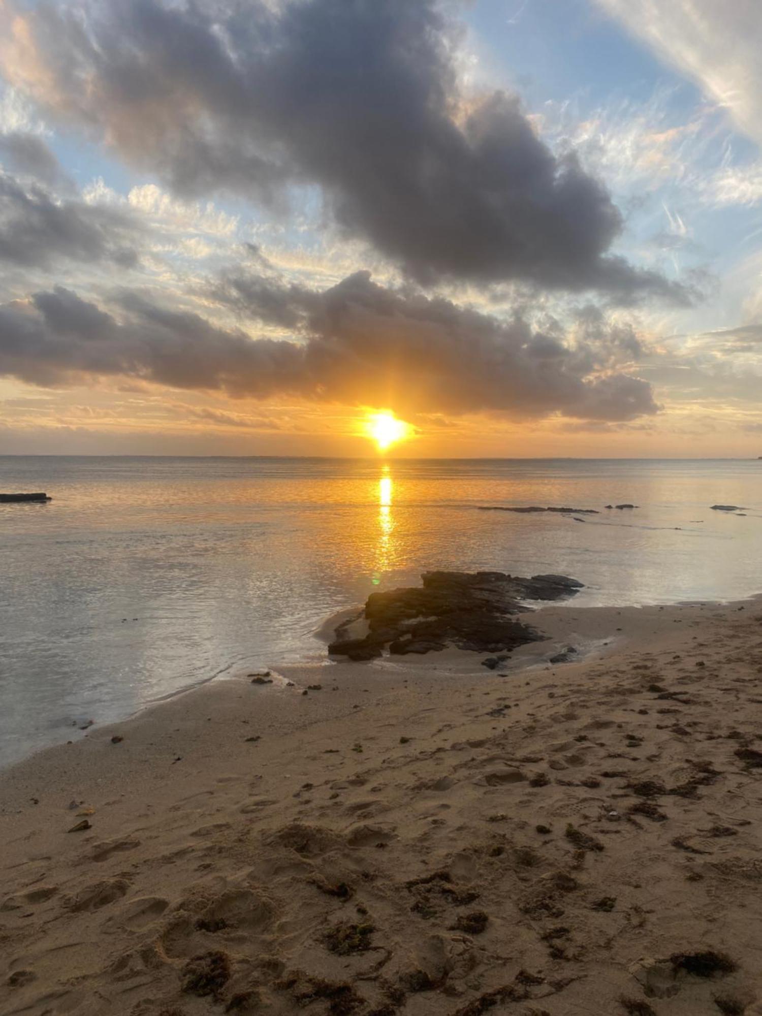 Vacation Beach House South Of Mauritius - Riambel 外观 照片